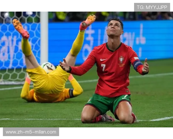 C罗后排插上抢点入网全场沸腾——一场足球激情的进攻艺术