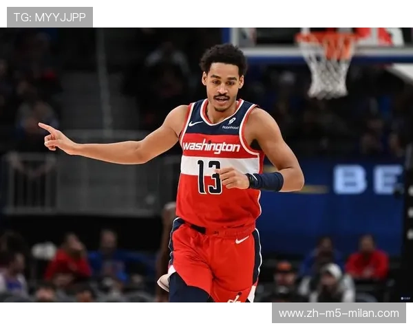 NBA后卫胯下迷踪突破：打破防线的迷幻魔术