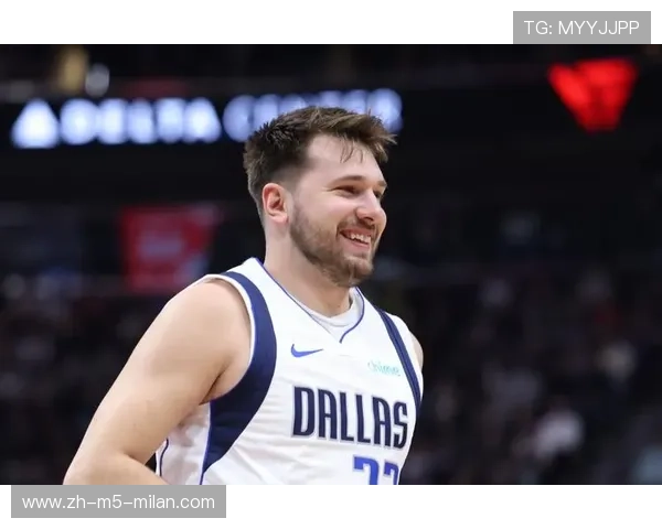 东契奇带球飞速推进两分得手，独行侠节奏更快