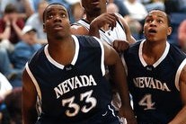 米兰体育官网-中国篮球联赛观众行为及营销策略分析，篮球赛观众图片