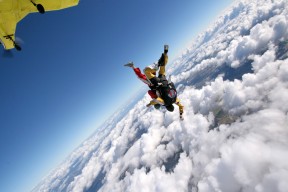 AC米兰-国足门前解围方式与防守质量评分比较，足球门前