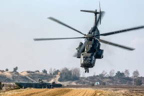 AC米兰-维尔·冯·威克：南非队的“动力电池”，强力突破引领进攻潮流