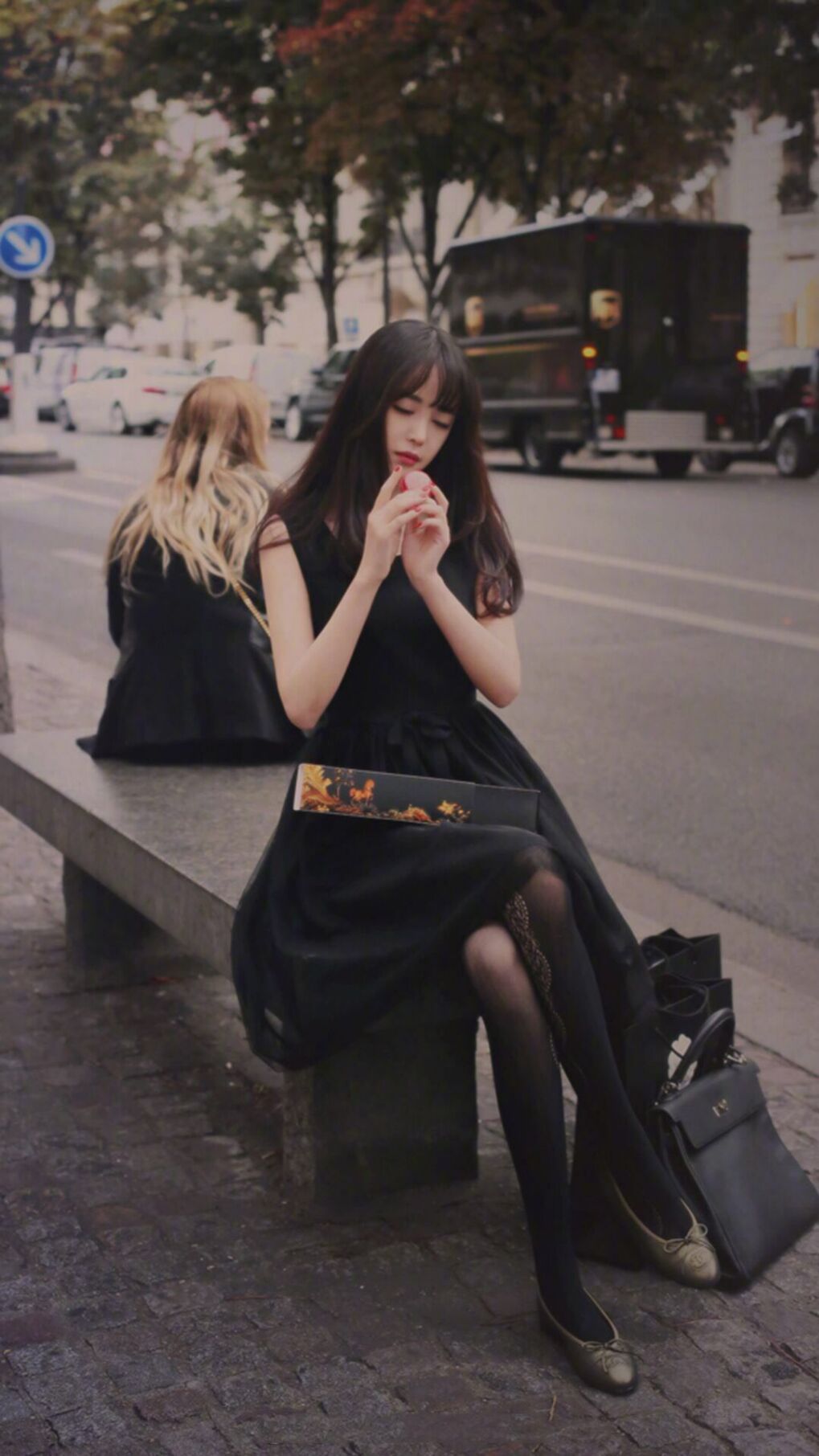 国足门前解围方式与防守质量评分比较,足球门前