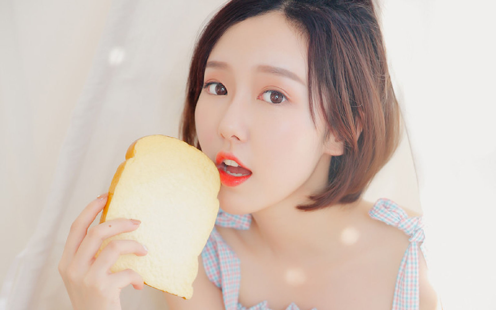 美国队冲线瞬间激发现场热情，美国队重新比赛