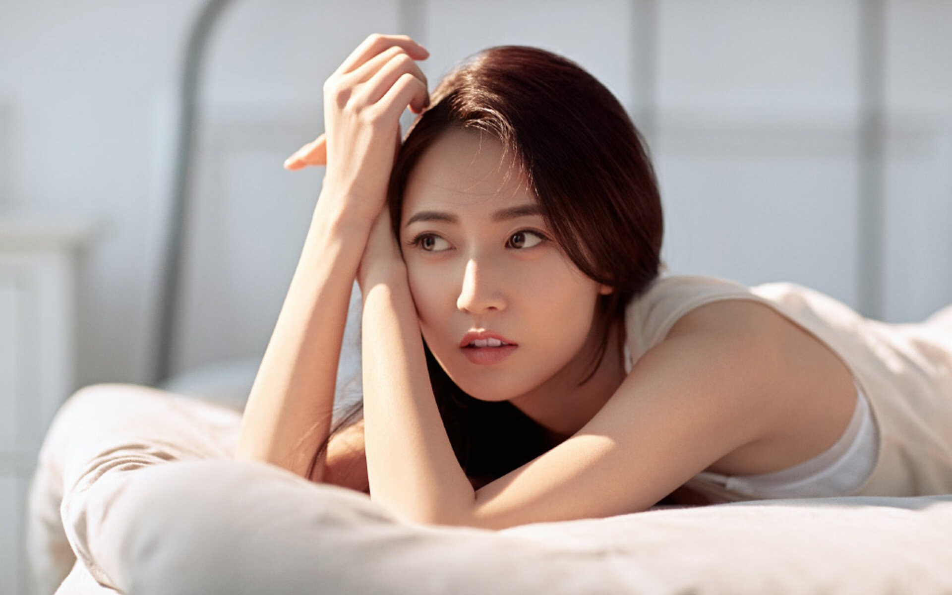 职业联赛开展球员心理健康讲座促进身心健康，足球心理训练对于青少年球员产生的影响